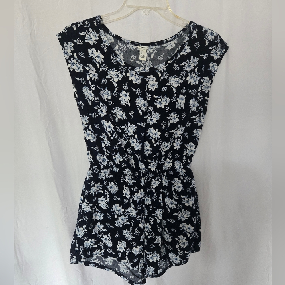 Forever 21 Blue and White Floral Romper
